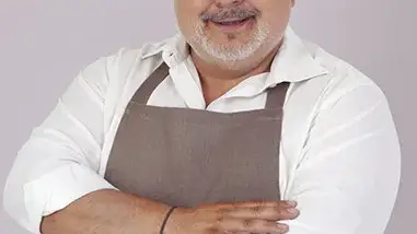 Кърпят Ути Бъчваров по  спешност в „Пирогов”, той  пуска жалба срещу лекарите