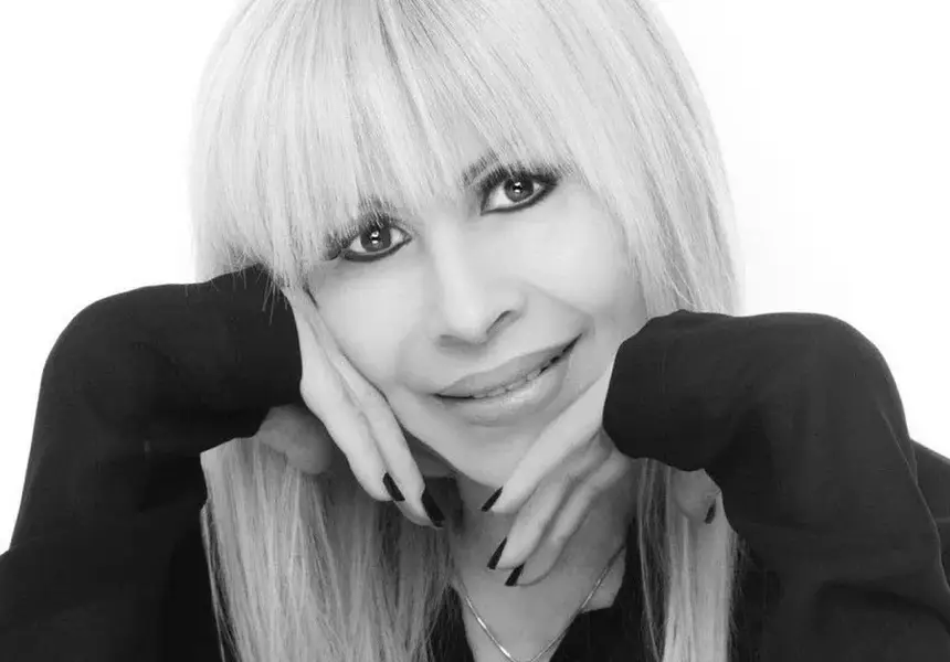 Лили прибра 200 бона от ВИП местата в София, разпродаде билетите за девет града