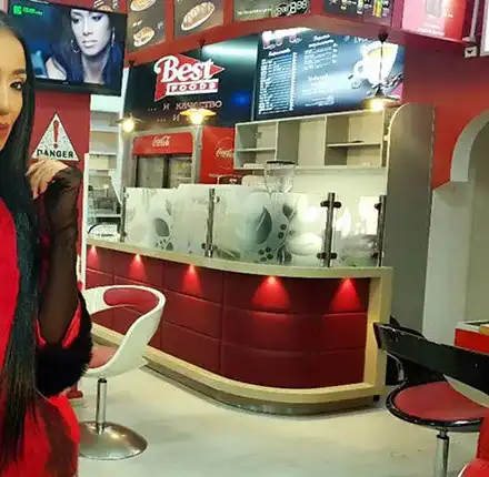 Люси Иларионов продава кръчмата в Елин Пелин