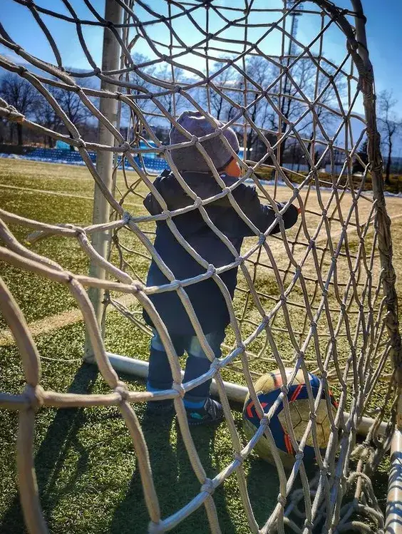 Маданска прави сина си Йоан футболист