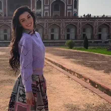 Мегз живее сама в Индия! Ето какво сподели в снимки