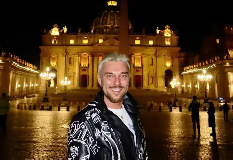 Миро Каризмата  чукна 46 в Рим, изглежда по-добре от всякога