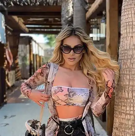 Нора Недкова пали страсти в Мексико