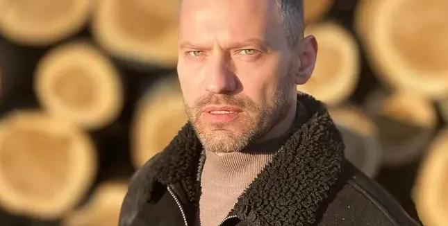 Орлин Павлов  стоял 2 годин  без работа (Вижте какво е бил принуден да прави за пари)