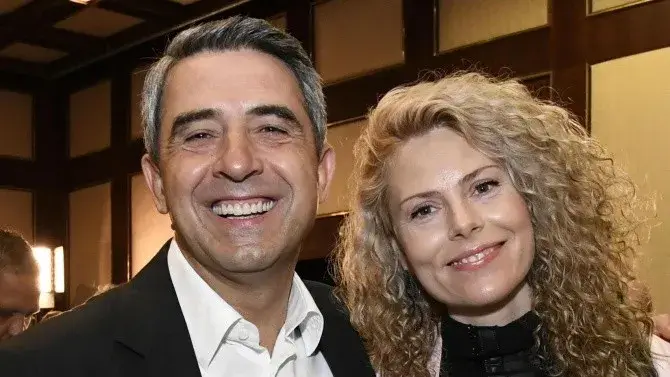 Росен Плевнелиев и Деси Банова си купиха сърце с очи! (ФОТО)