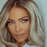 Русата Златка се фука с подарък за 6 бона (Новият й ли я глези? - Фото)