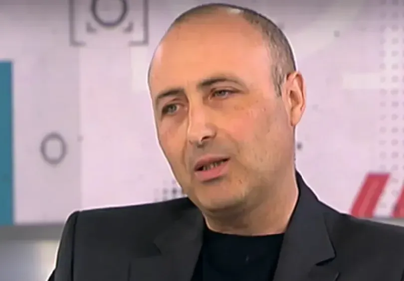 Руслан Мъйнов звъни  по 5 пъти на ден  на родата в Украйна