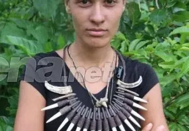 Сървайвърка крие гаджето