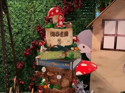 Синът на Ахмед Доган пръсна 10 бона за рождения ден на щерка си! Изненадаха Ноел с 5-етажна торта (СНИМКИ)