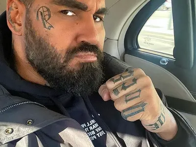 Слави Трифонов и Азис призоваха за мир с първата си обща песен (Видео)