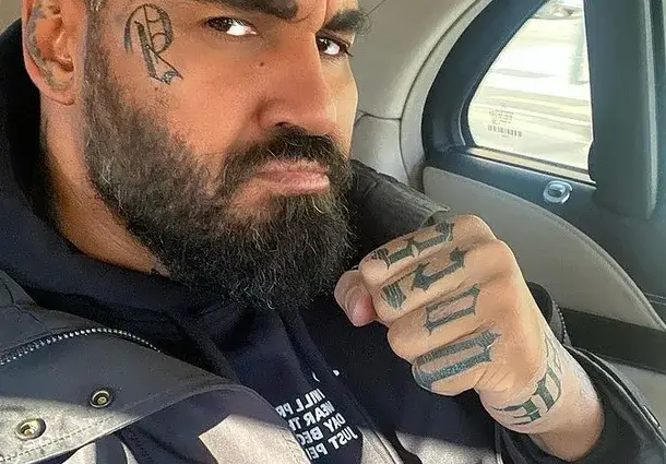 Слави Трифонов и Азис призоваха за мир с първата си обща песен (Видео)