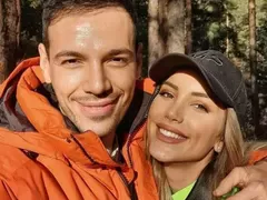 Два месеца след като обявиха, че се развеждат: Дани и Алекс продължават да живеят заедно