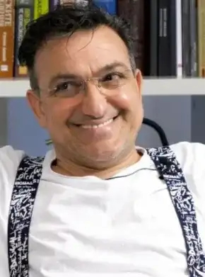 Зуека се ожали от плагиати