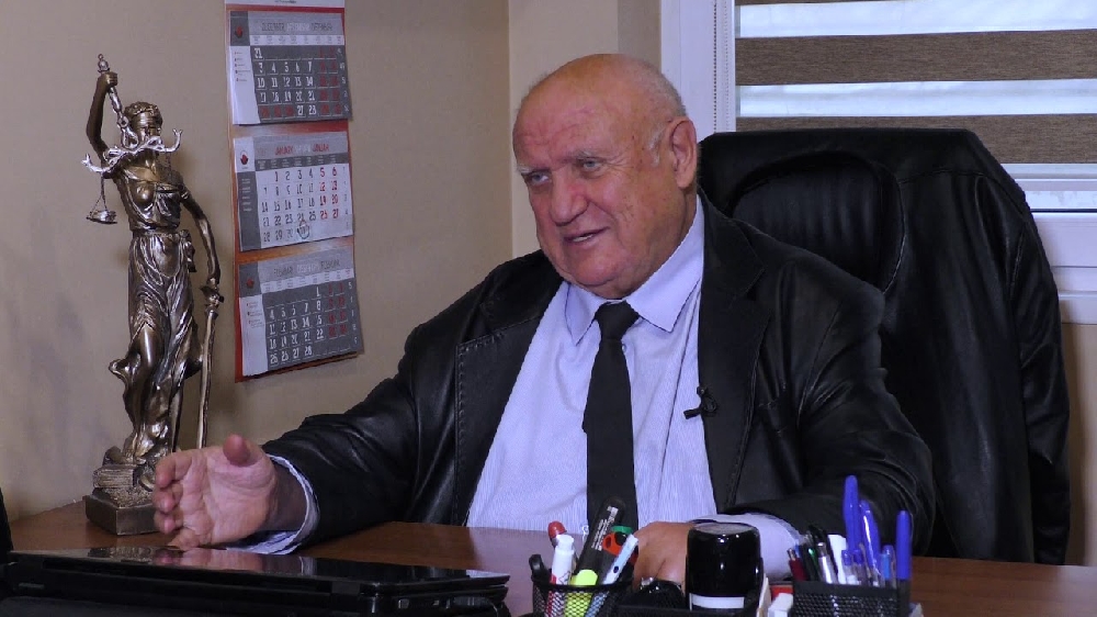 Заради Марин Марковски опипали  бюста на Лили Иванова в съда (И още невероятни истории от кариерата на адвоката легенда)