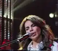 Алисия се обижда на подмятания за плейбек