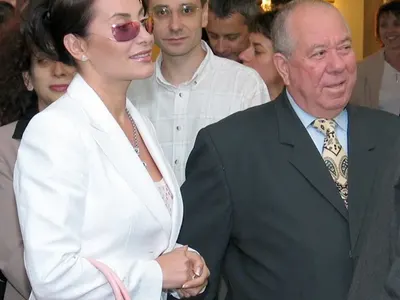 Бащата на  Илия Павлов  умря изоставен  в хоспис (Дарина Павлова не му организира погребение)