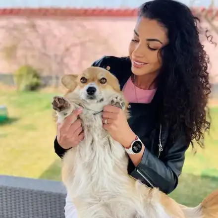 Биляна Йотовска си взе куче