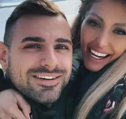 Бившият на Джулиана Гани я смени със знойна брюнетка