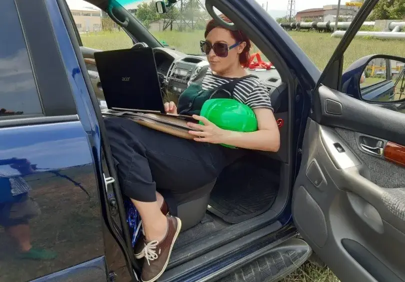 Бизнесът на Ани Цолова забуксува, водещата се връща по спешност в бТВ