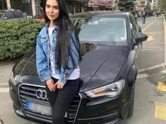 Бони подари нова кола на щерката