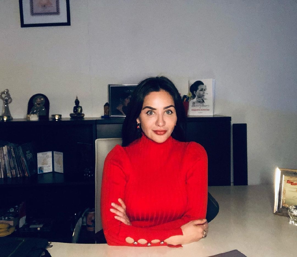 Елен Колева кълне авторите на фейк новини по свой адрес! Не била путинистка