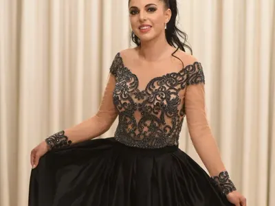 Футболен анализатор и женкар отне девствеността на Елвира от „Ергенът”