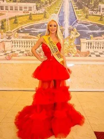 Хакнаха профила на Мисис България  Станислава Василева: Загубих 10-годишен архив, бях на Малдивите, когато се случи