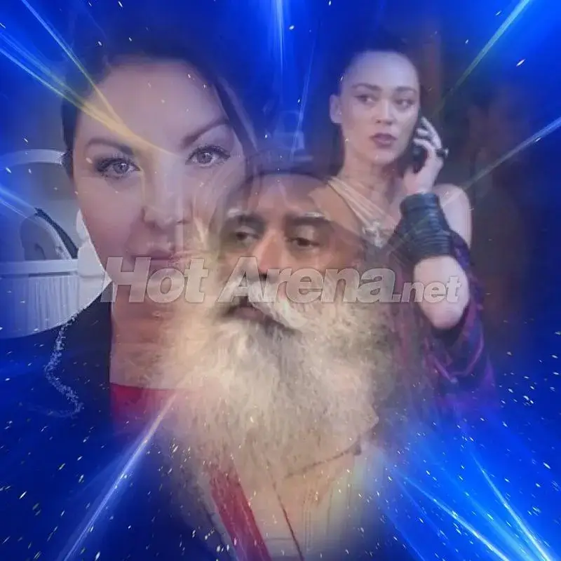 Жената на Владо Живков и Мая Илиева в ашрама на Садгуру