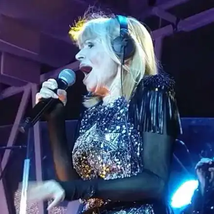 Лили не иска  да си слага  бустерна доза