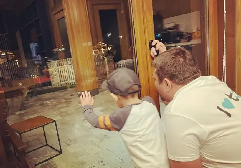 Лисица отмъкна кюфтетата на Тоца