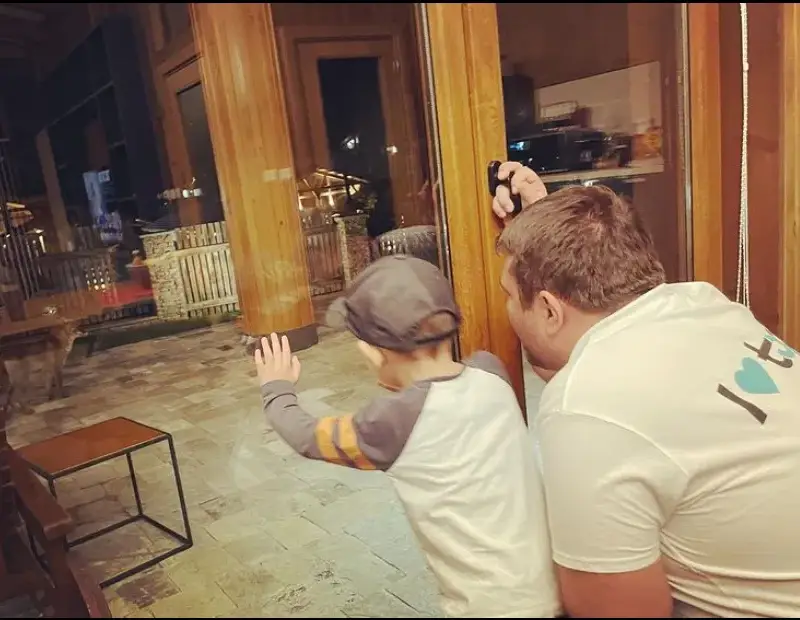 Лисица отмъкна кюфтетата на Тоца