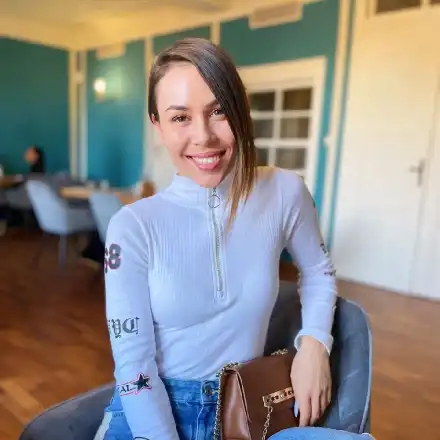 Маги Джанаварова сложи силикон! (ФОТО в галерия)