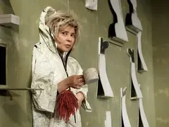 Мая Бежанска с три купона за 50-я си РД