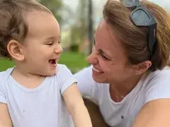 Малкият син на Радина Кърджилова проходи