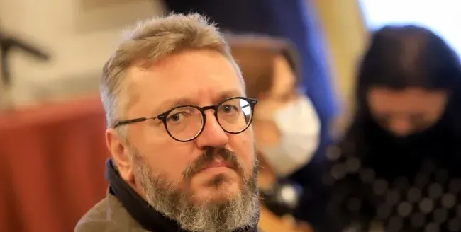 Мартин Карбовски се натиска за кмет на София