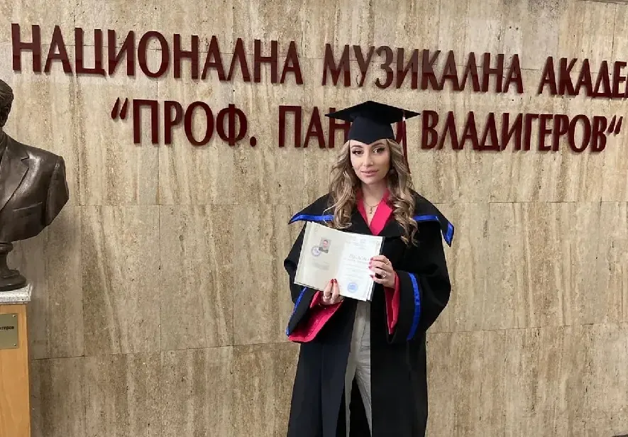 Михаела Маринова стана дипломиран рижисьор