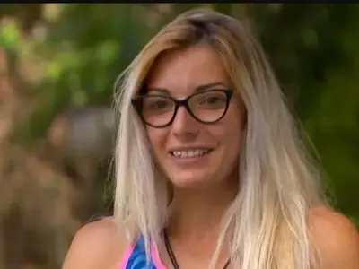 Милена от „Игри на волята“ тича след пес от приют