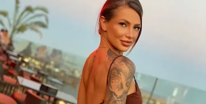 Мис Силикон стана строга господарка (СНИМКИ)