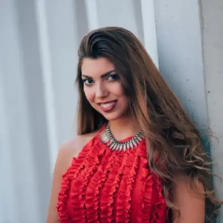 Наша миска раздава мартеници на „Топ модел на света“