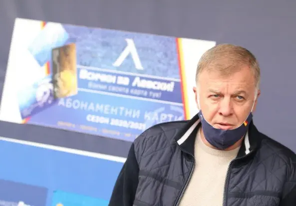 Наско Сираков дари 60 бона на юбилея си
