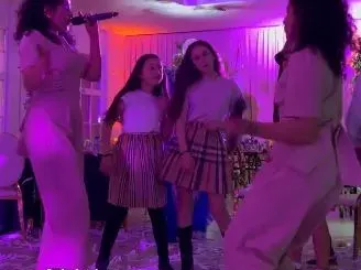 Николета празнува ЧРД на щерка си с Валери и Михайлов