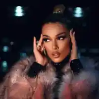 Одраха с ключ колата на Диона