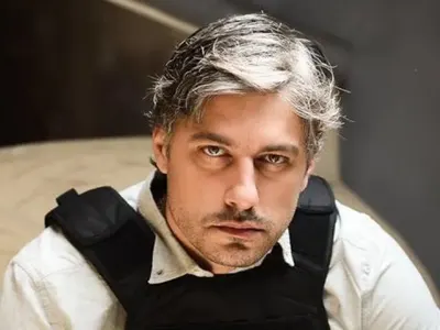 Фалшив Карамазов сваля фенки