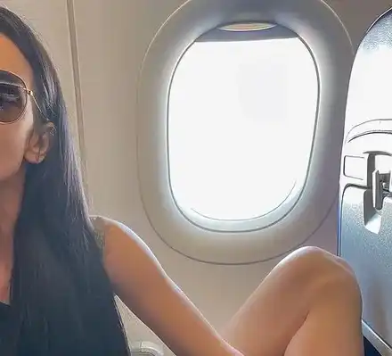 Отварачката заголи гръд на рождения ден на мъжа си Миро Дзвера