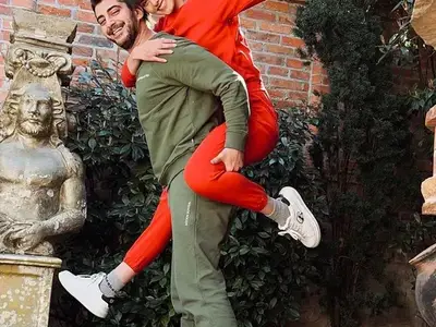 Сашо Кадиев награби гаджето (Палави снимки)