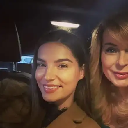 Щерката на Мира Добрева я засенчи