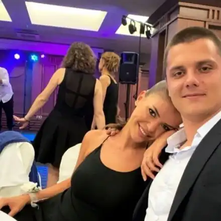 Синът на Бай Миле стана баща! Годеницата му Моника го дари със син (Първи снимки)