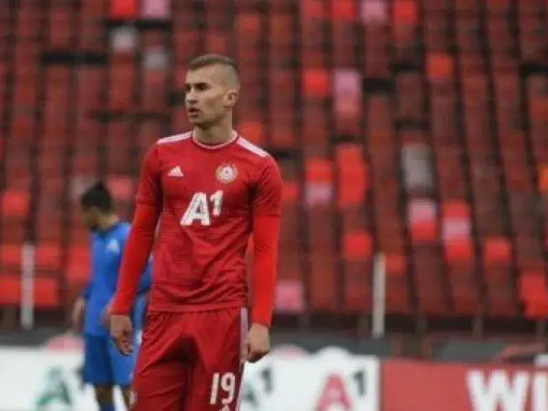 Синът на Румен Радев окончателно заряза футбола