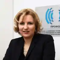 СКАНДАЛ: Над 1 милион лева на певци се озоваха в личните  банкови сметки на  шефката на „Профон”