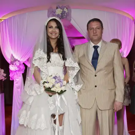 След 11 години брак: Венета Харизанова се разведе, но остана да живее с бившия си